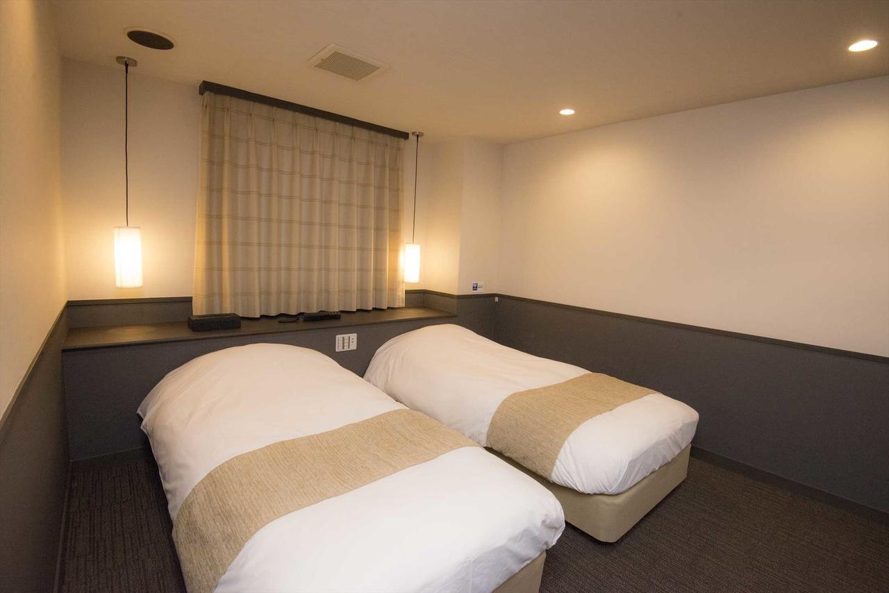 Hotel Double פונאבאשי מראה חיצוני תמונה