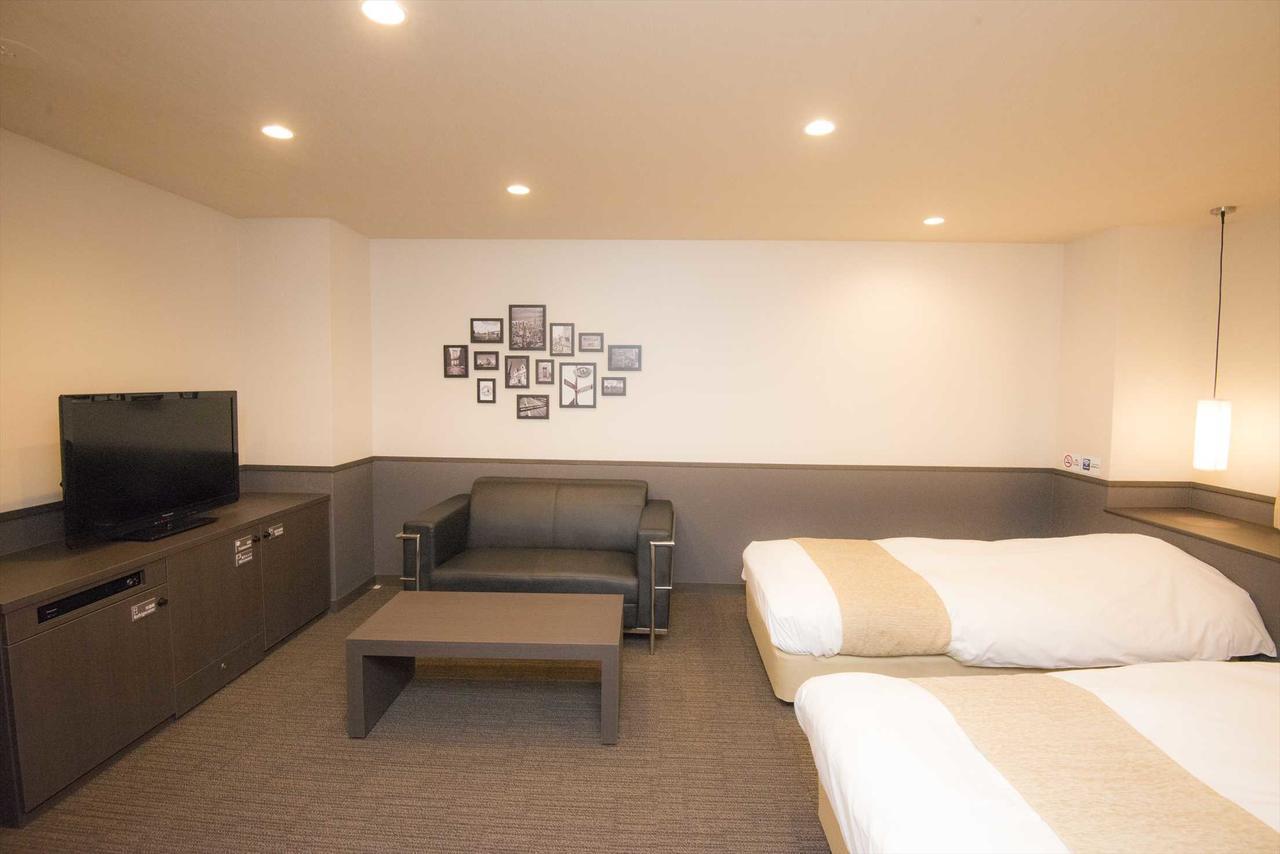Hotel Double פונאבאשי מראה חיצוני תמונה