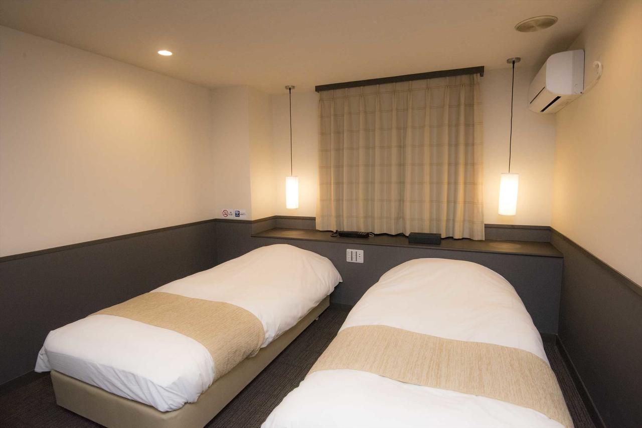Hotel Double פונאבאשי מראה חיצוני תמונה