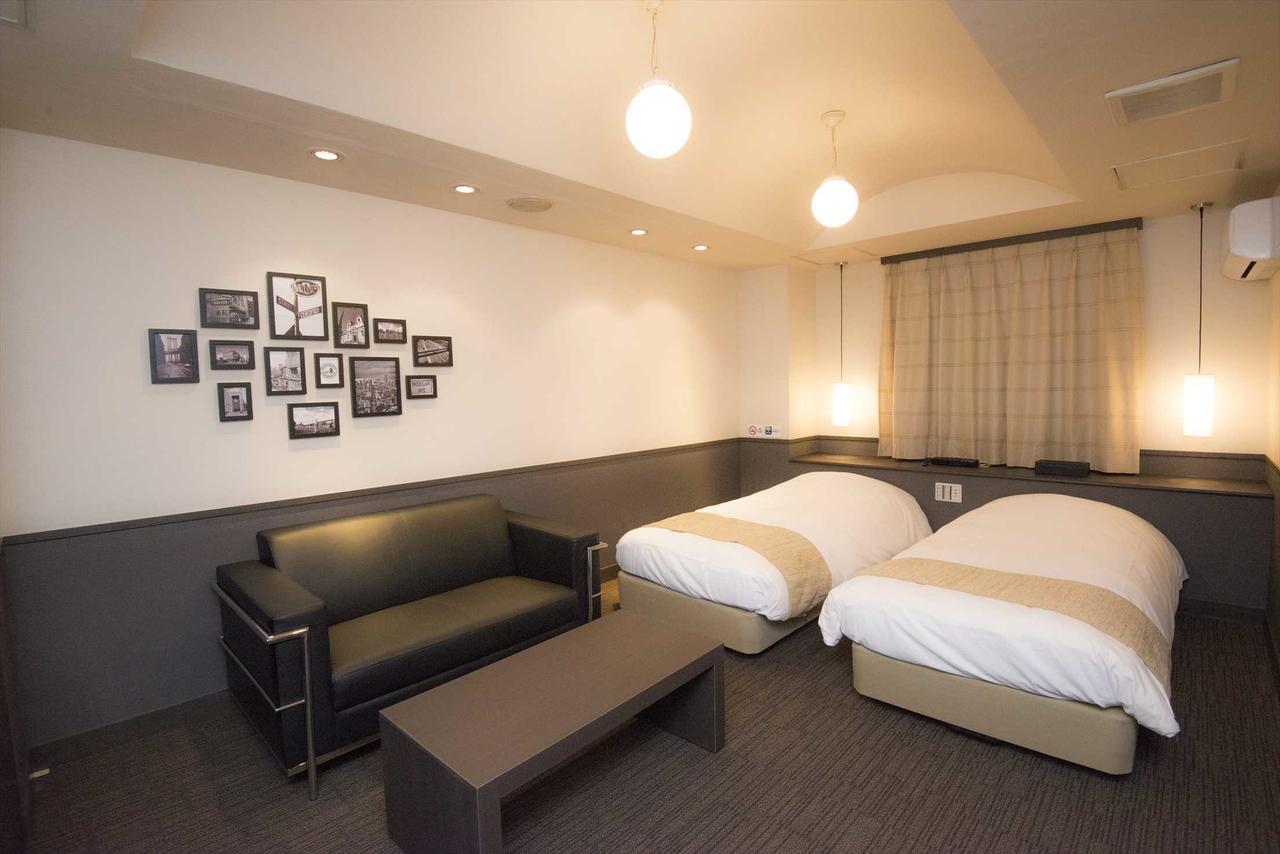 Hotel Double פונאבאשי מראה חיצוני תמונה