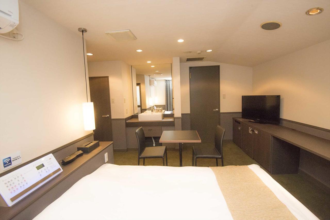 Hotel Double פונאבאשי מראה חיצוני תמונה